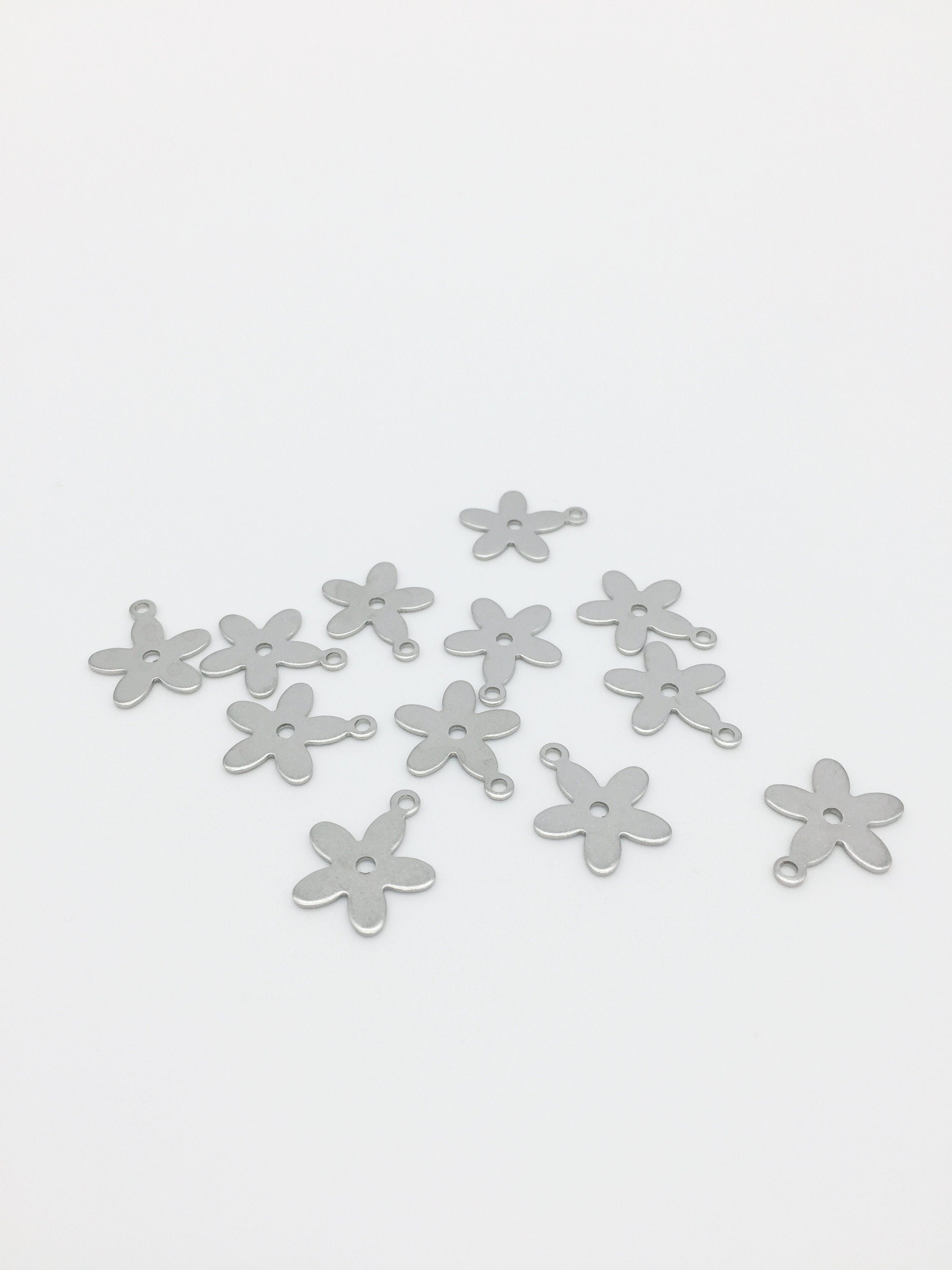 16 x Stainless Steel Flower Charms, 16x13mm (3295)