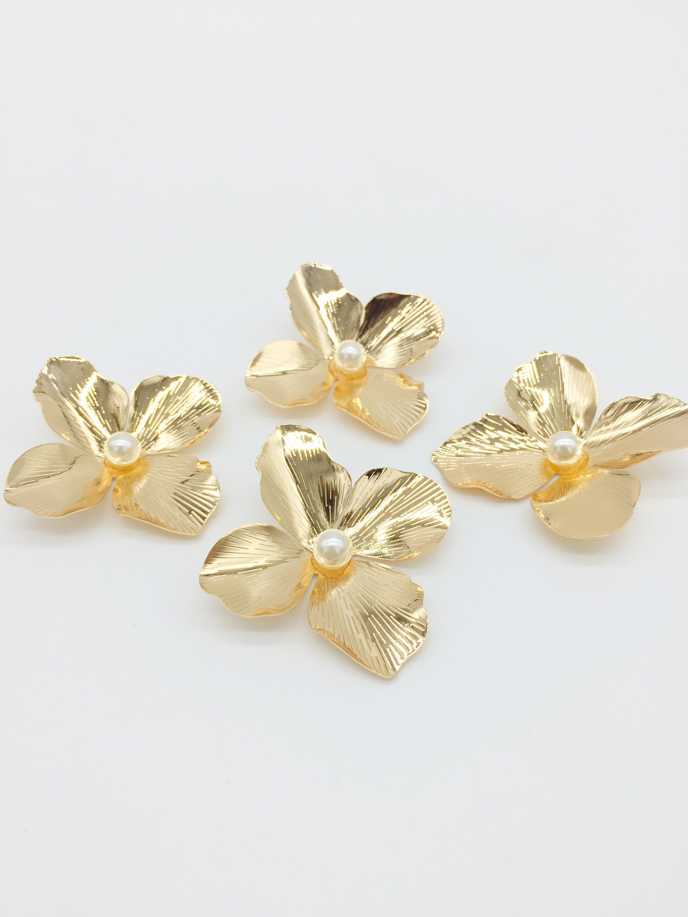 2 x Gold Metal Flowers With Textured Petals, 43x40mm (3225)