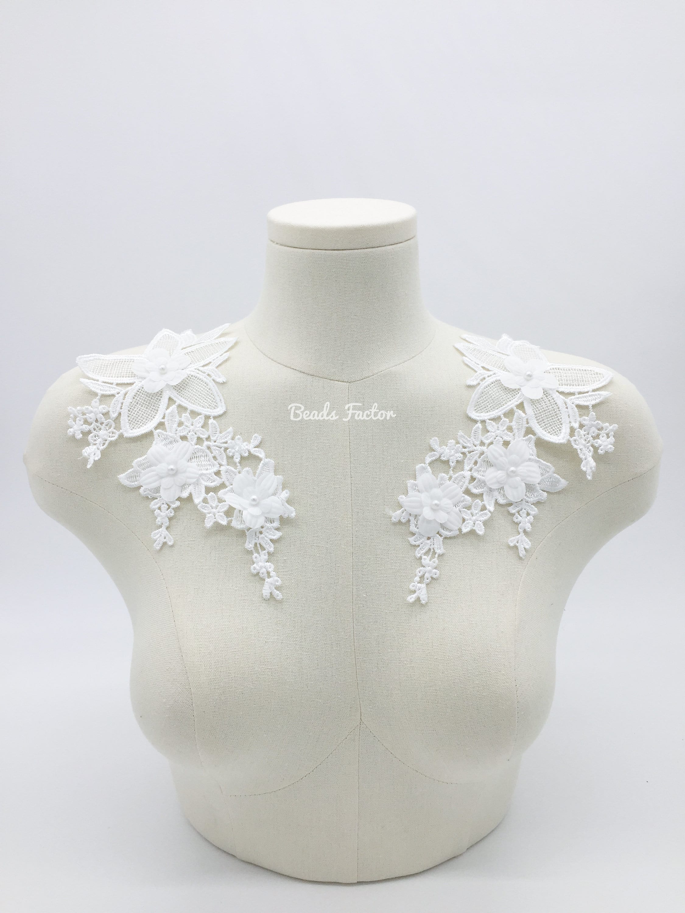 1 pair x White Flower Lace Appliques, 21x12cm Mirrored Pair 3D Flower Lace Patch