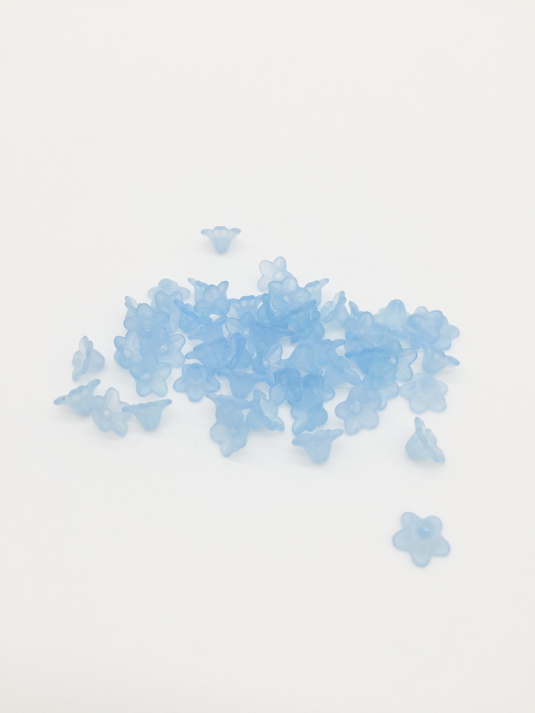 100 x Tiny Blue Frosted Flower Beads, 10x5mm (3398)