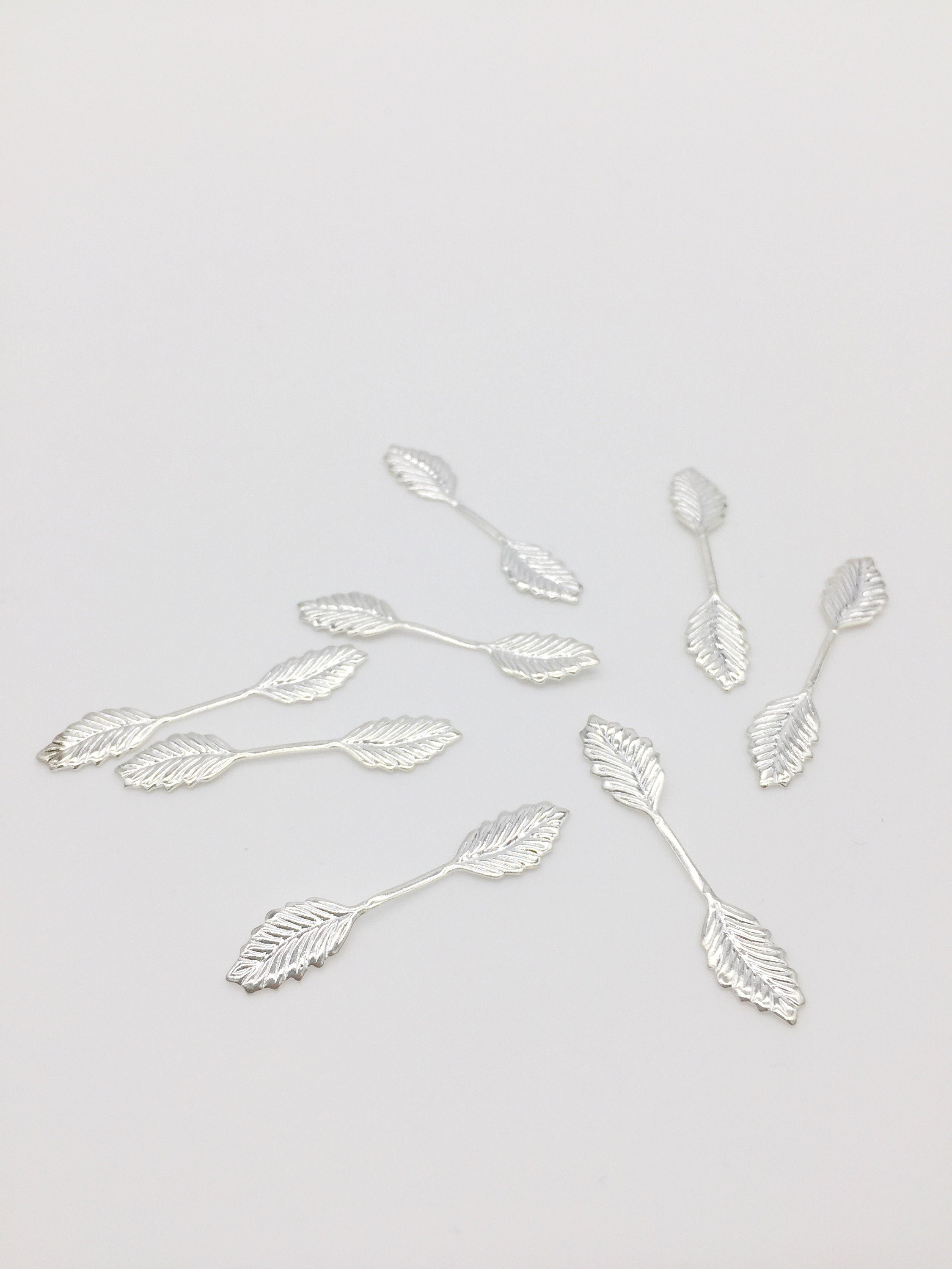 10 x Silver Plated Bendable Double Leaf Stamping Blanks, 34x7mm (1737)