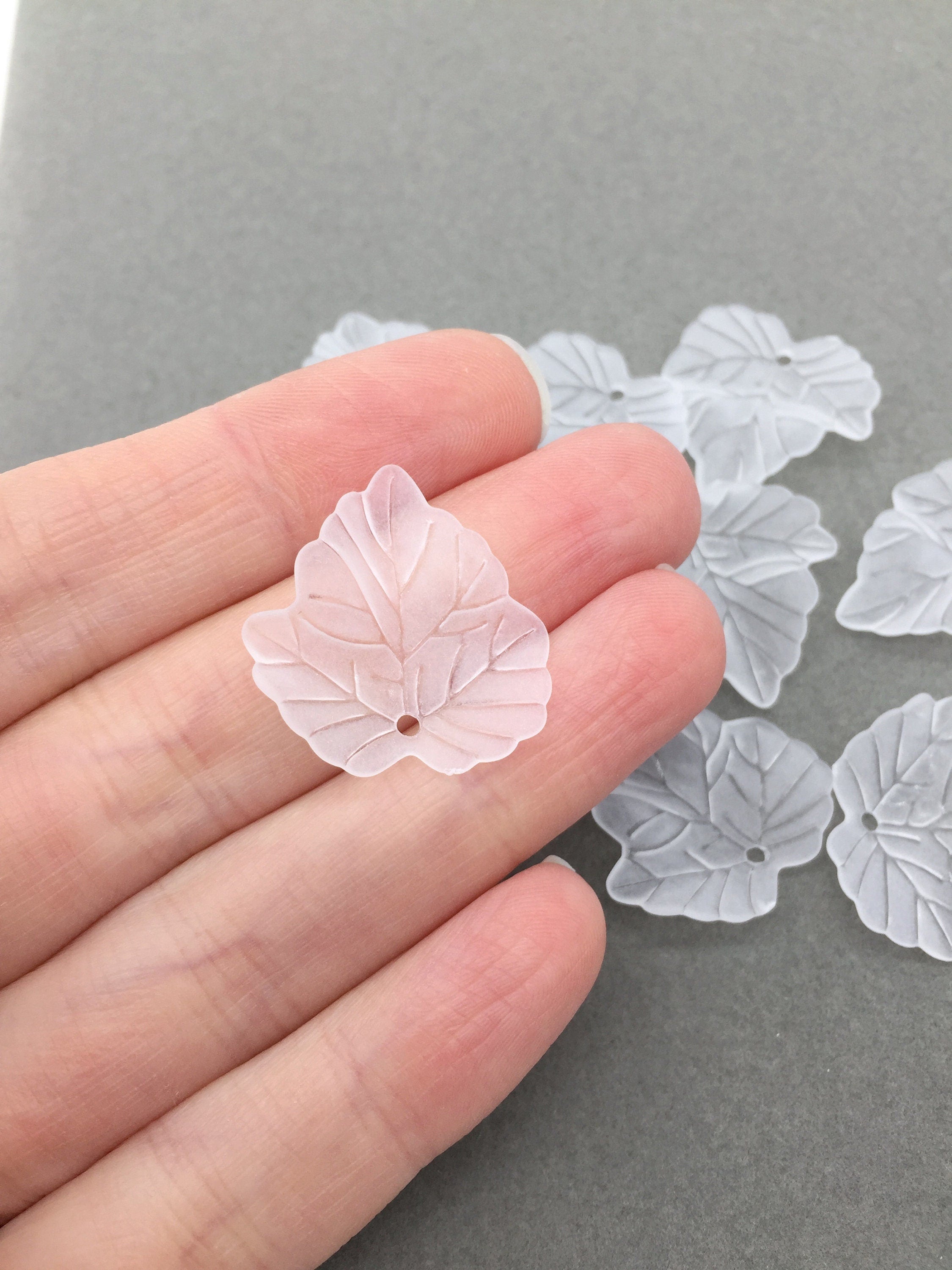 30 x Frosted White Acrylic Ivy Leaf Charms, 22x24mm