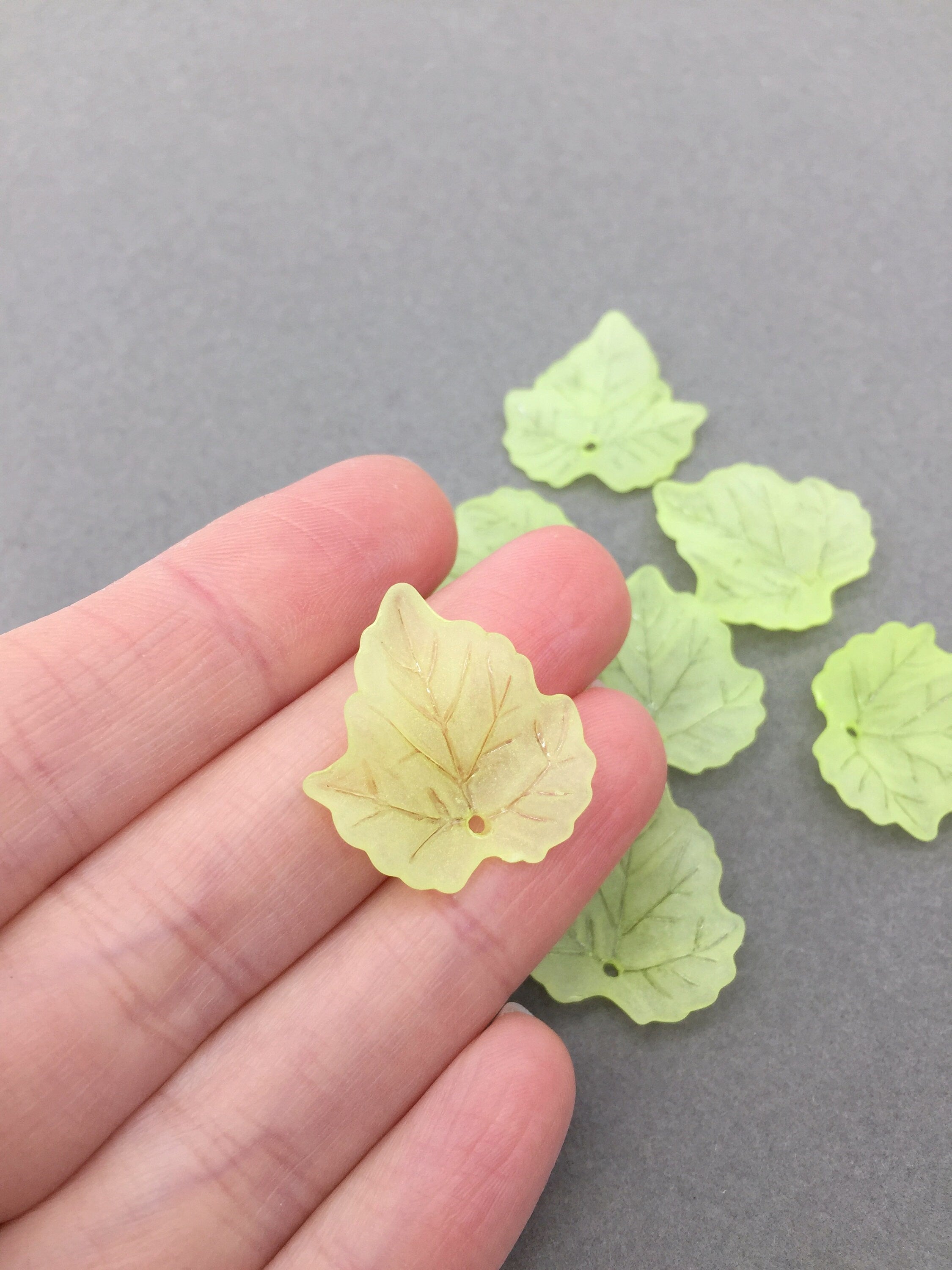 30 x Frosted Light Green Acrylic Maple Leaf Beads, 22x24mm