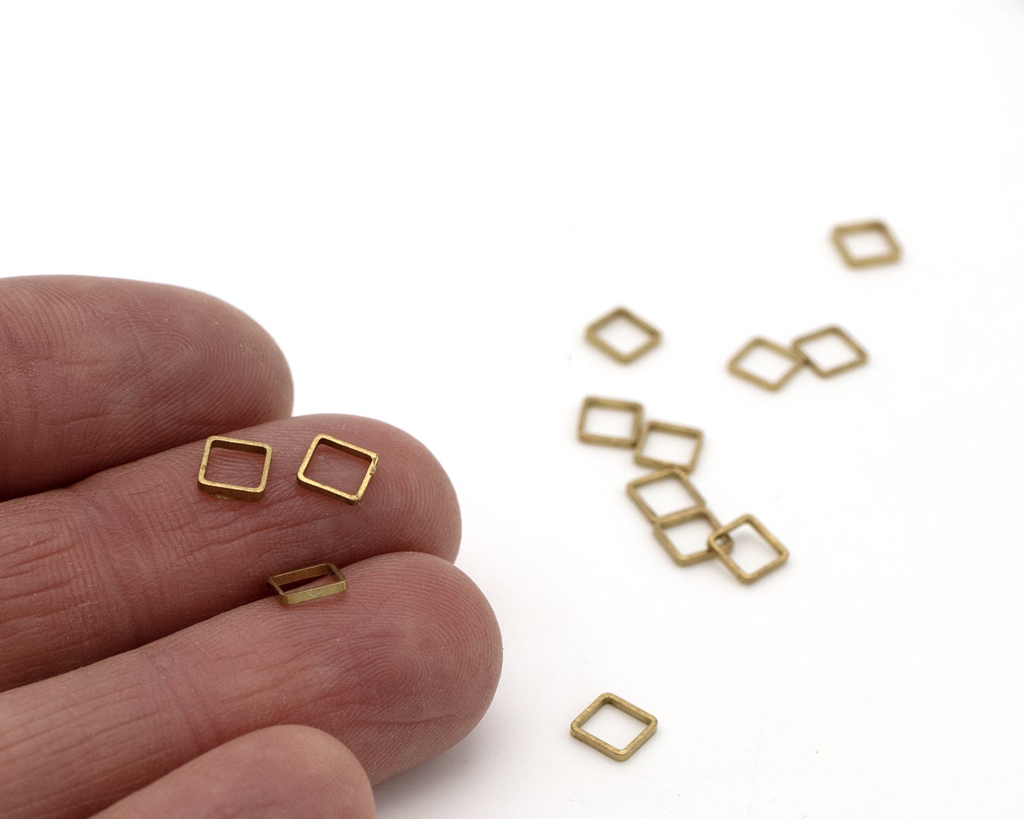 20 x Raw Brass Open Square Connectors, 5mm (C0656)