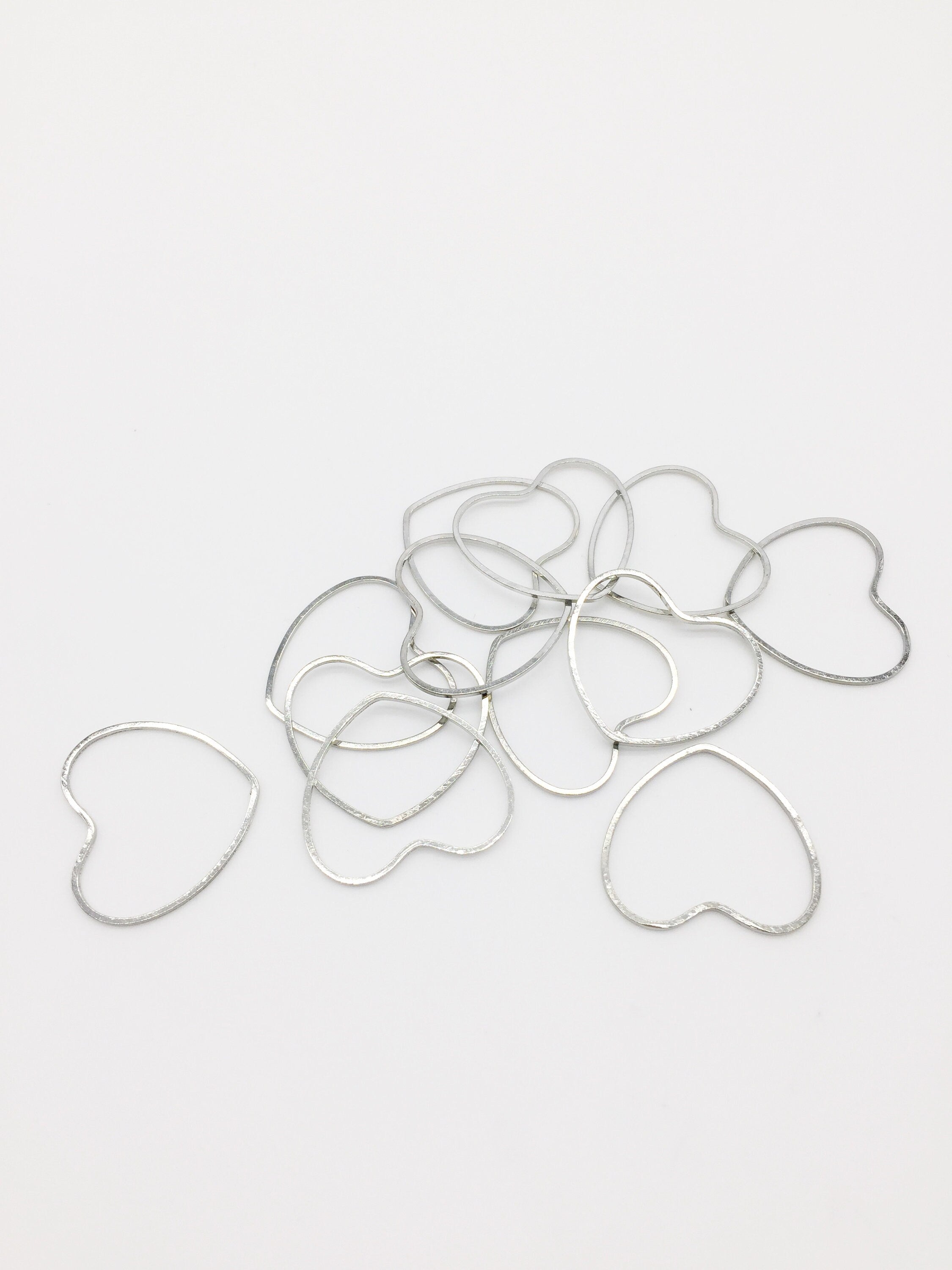 12 x Platinum Heart Connectors, 24x26mm Silver Tone Heart Linking Ringss (3588)