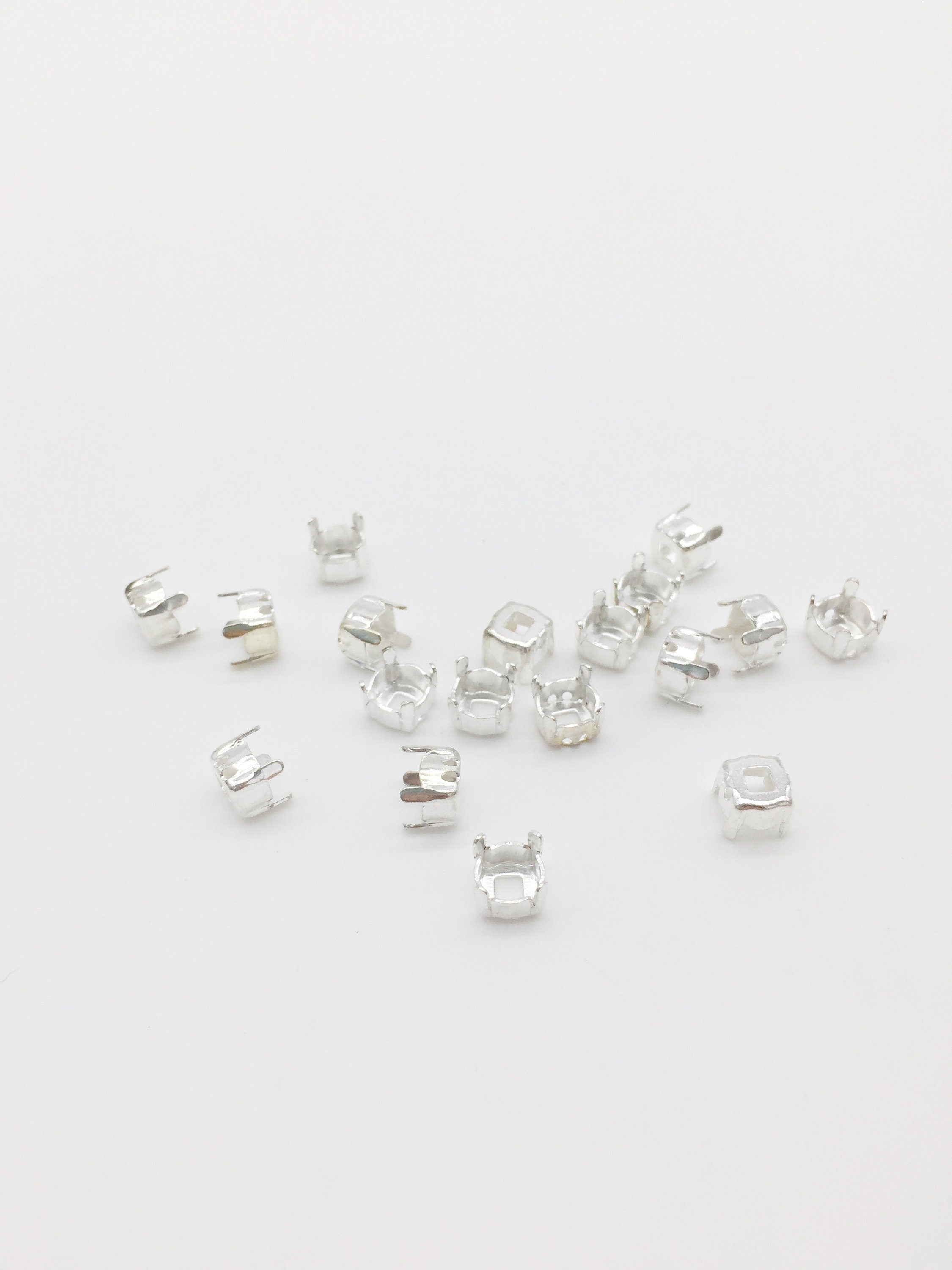 24 x 6x7mm Brass Setting for 6mm Round Crystals, Silver Bezel Claw Setting for Rhinestones(3724S)