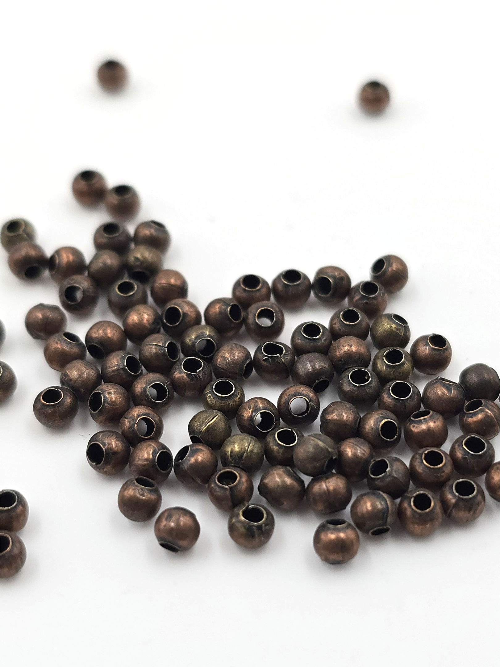 400 x Antique Copper Tiny Round Spacer Beads, 3mm (4108)