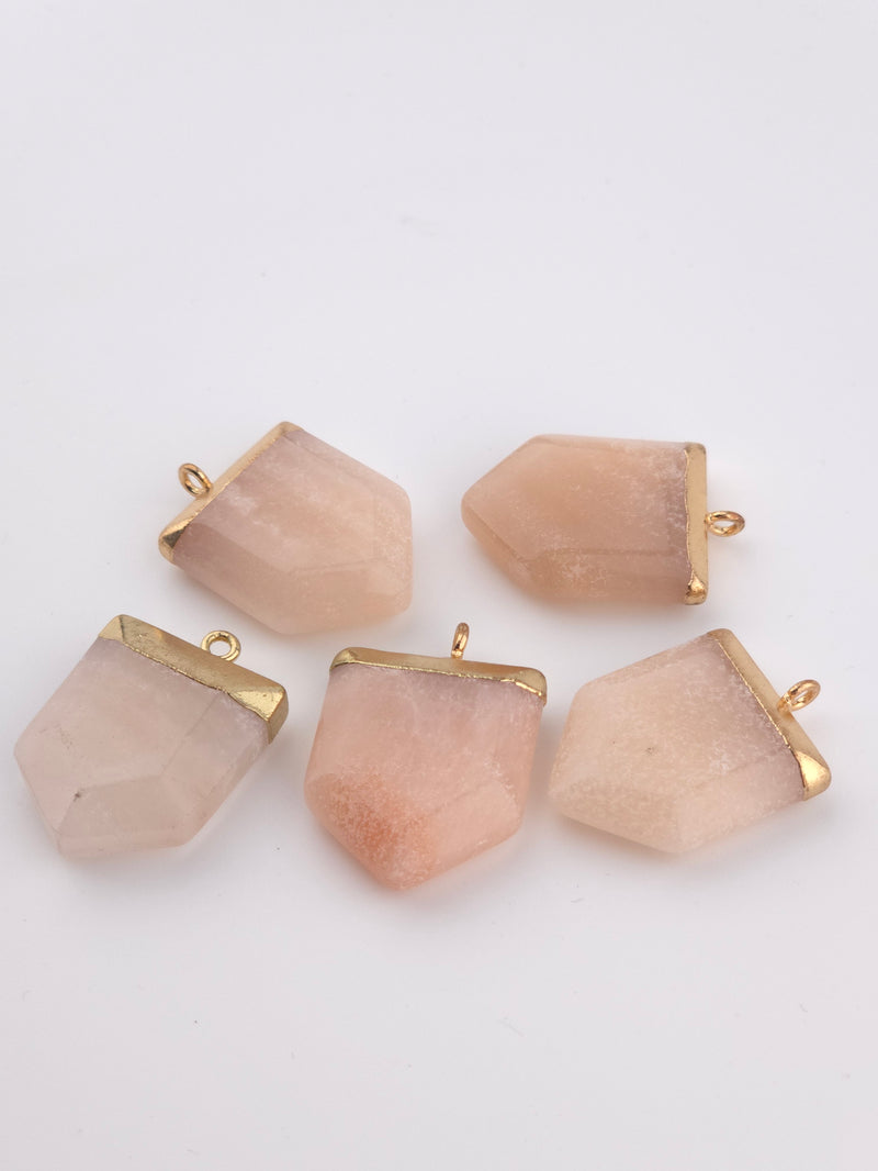 1 x Natural Howlite Pendant, Large Howlite Electroplated Pendant, Pentagon Gemstone Pendant in Gold Tone Setting (3965)