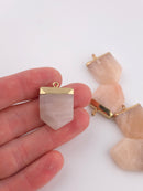 1 x Natural Howlite Pendant, Large Howlite Electroplated Pendant, Pentagon Gemstone Pendant in Gold Tone Setting (3965)