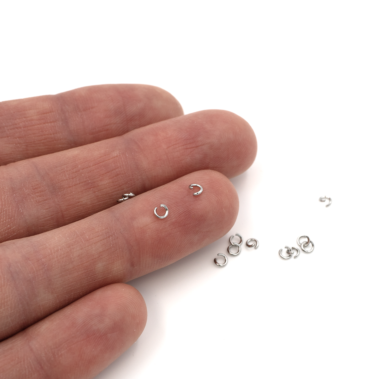 200 x Stainless Steel Jump Rings, 3x0.6mm