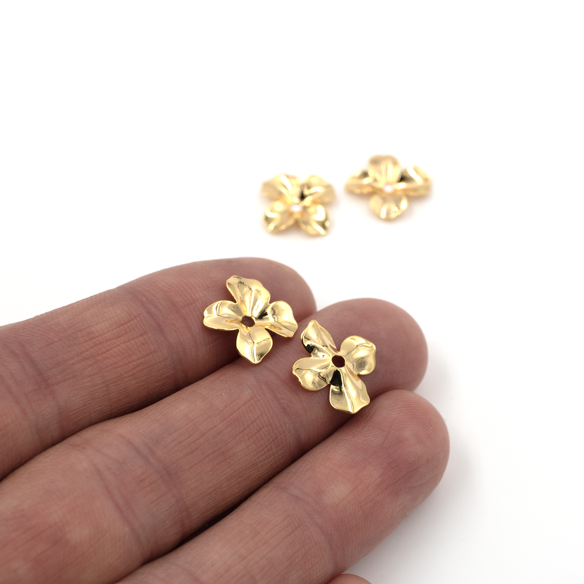 4 x 18K Gold Plated Brass Flower Beads, 14mm