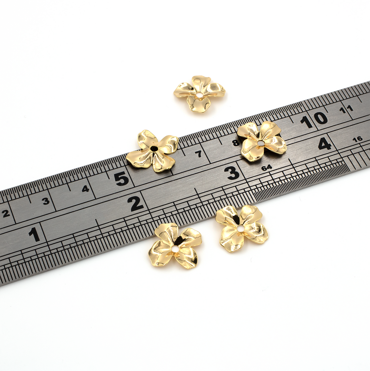 4 x 18K Gold Plated Brass Flower Beads, 14mm