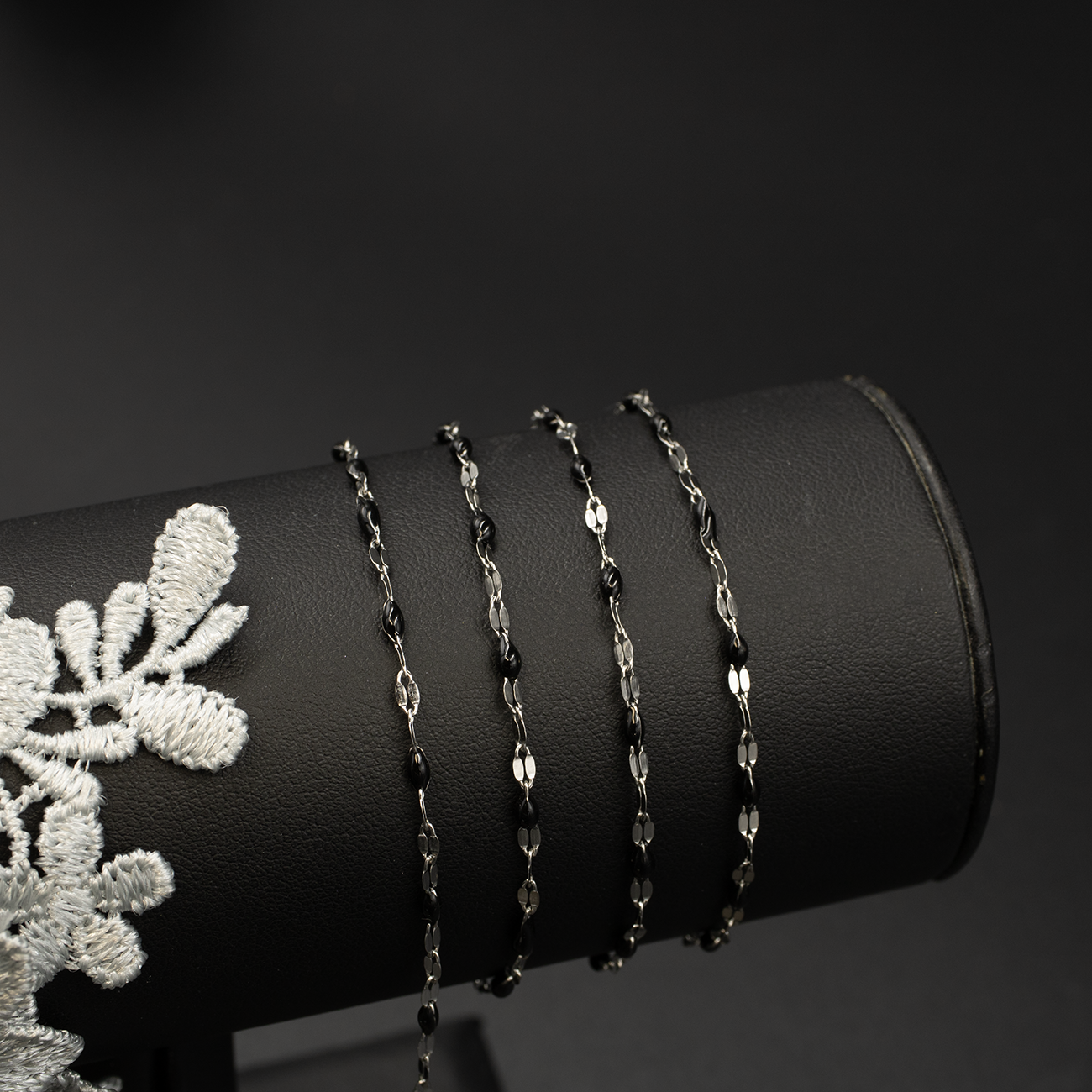 Stainless Steel Black Enamel Link Lip Chain