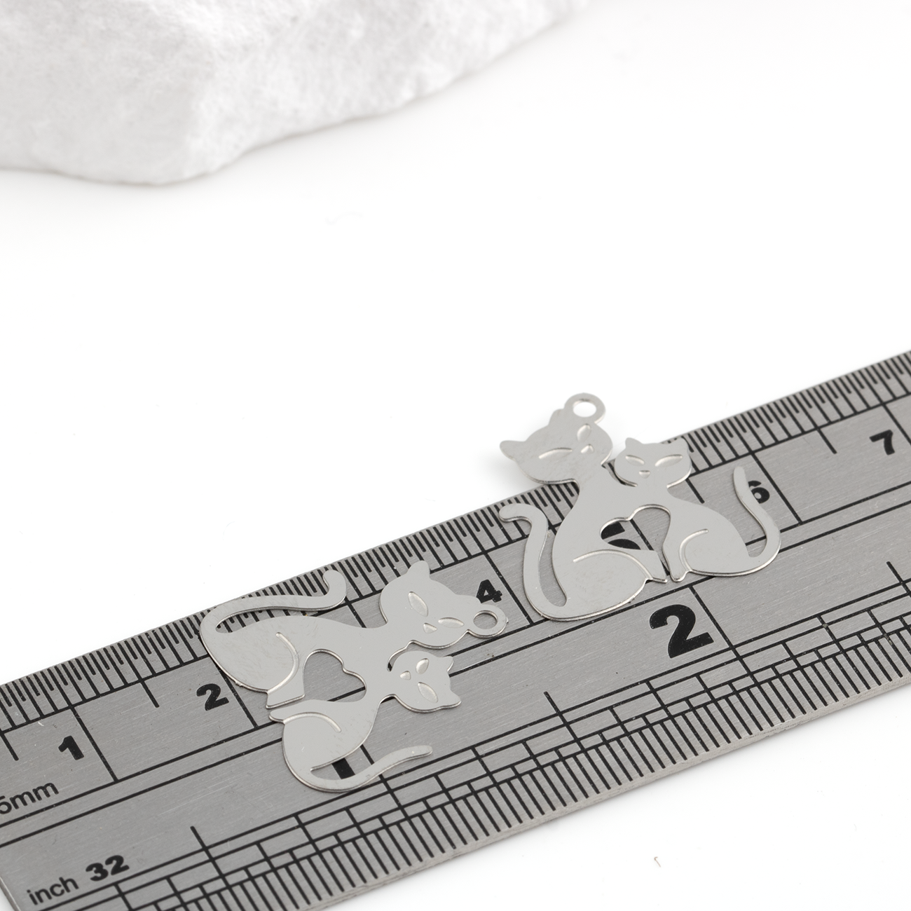 10 x Stainless Steel Mama Cat and Kitten Charms, 19x18mm