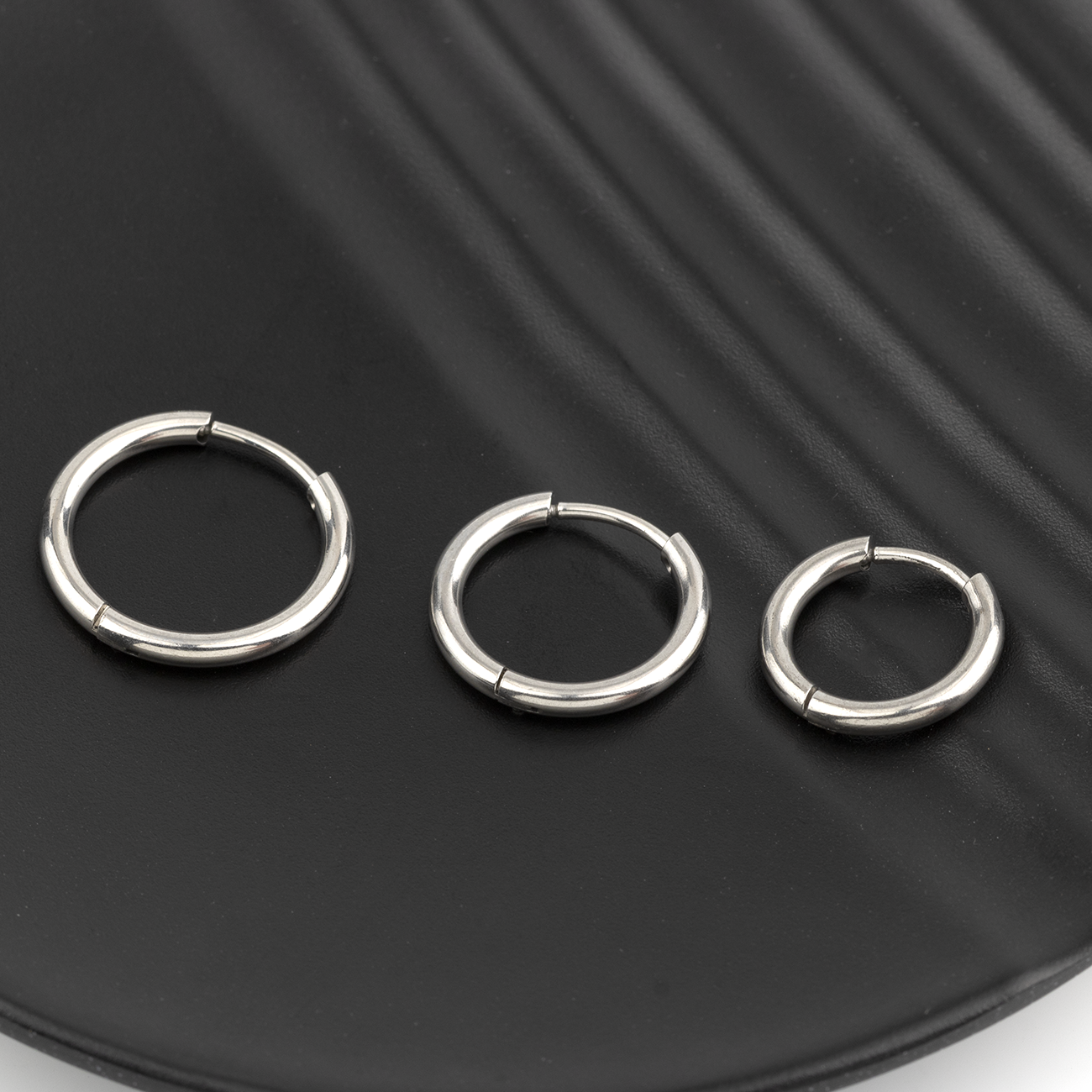 1 pair x Stainless Steel Huggie Hoop Earrings, 14mm/16mm/18mm