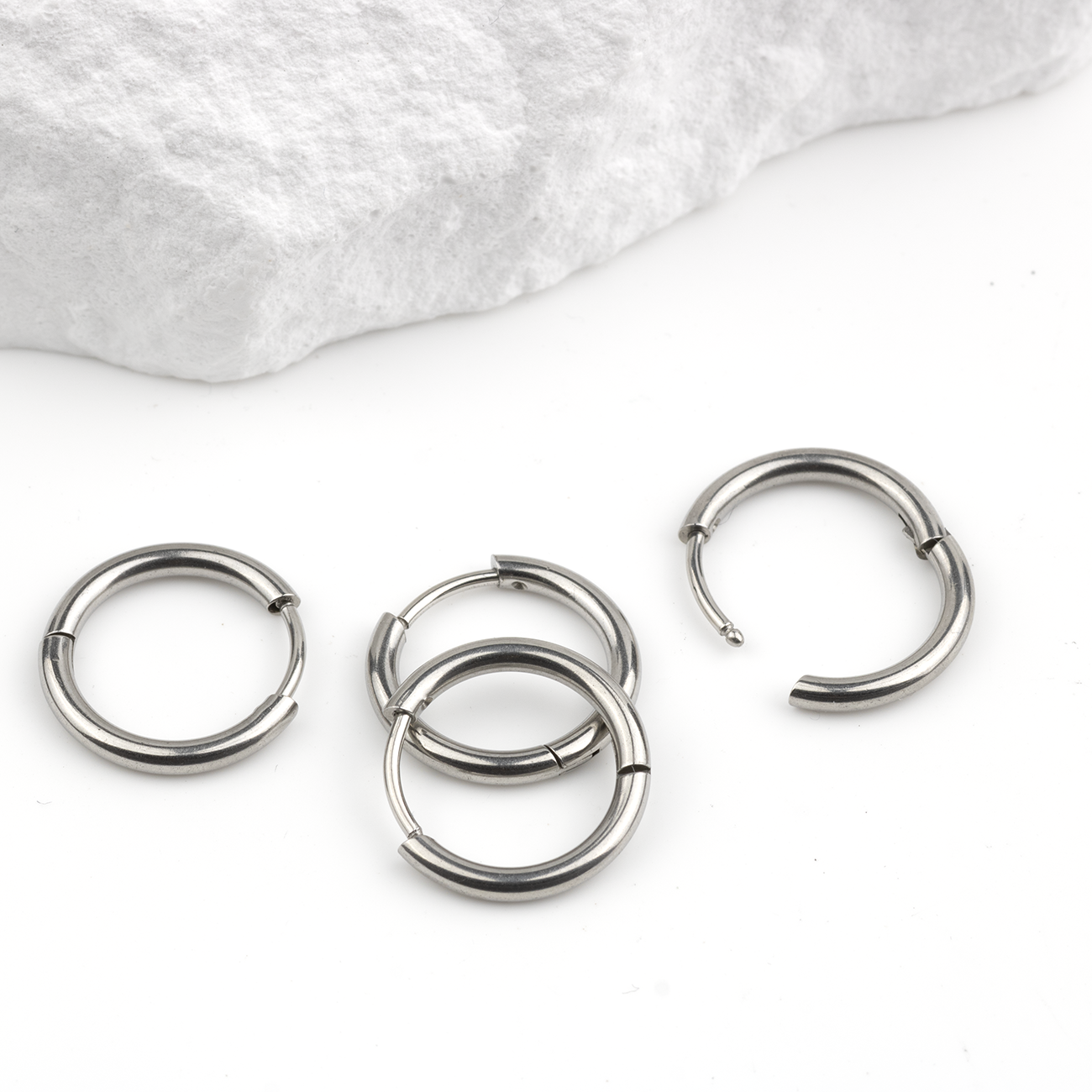 1 pair x Stainless Steel Huggie Hoop Earrings, 14mm/16mm/18mm