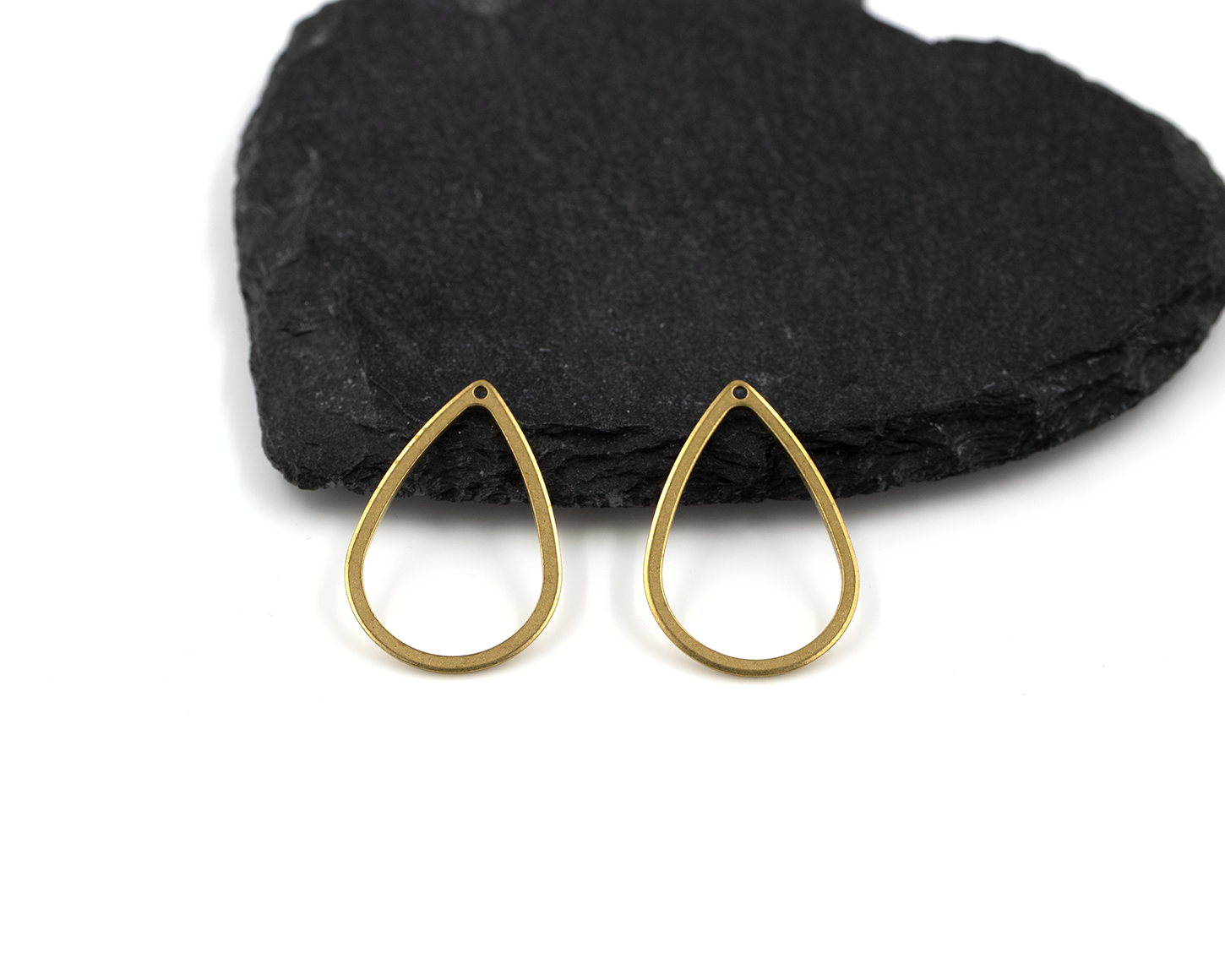 20 x Raw Brass Open Tear Drop Pendants, 30x20mm (C0506)