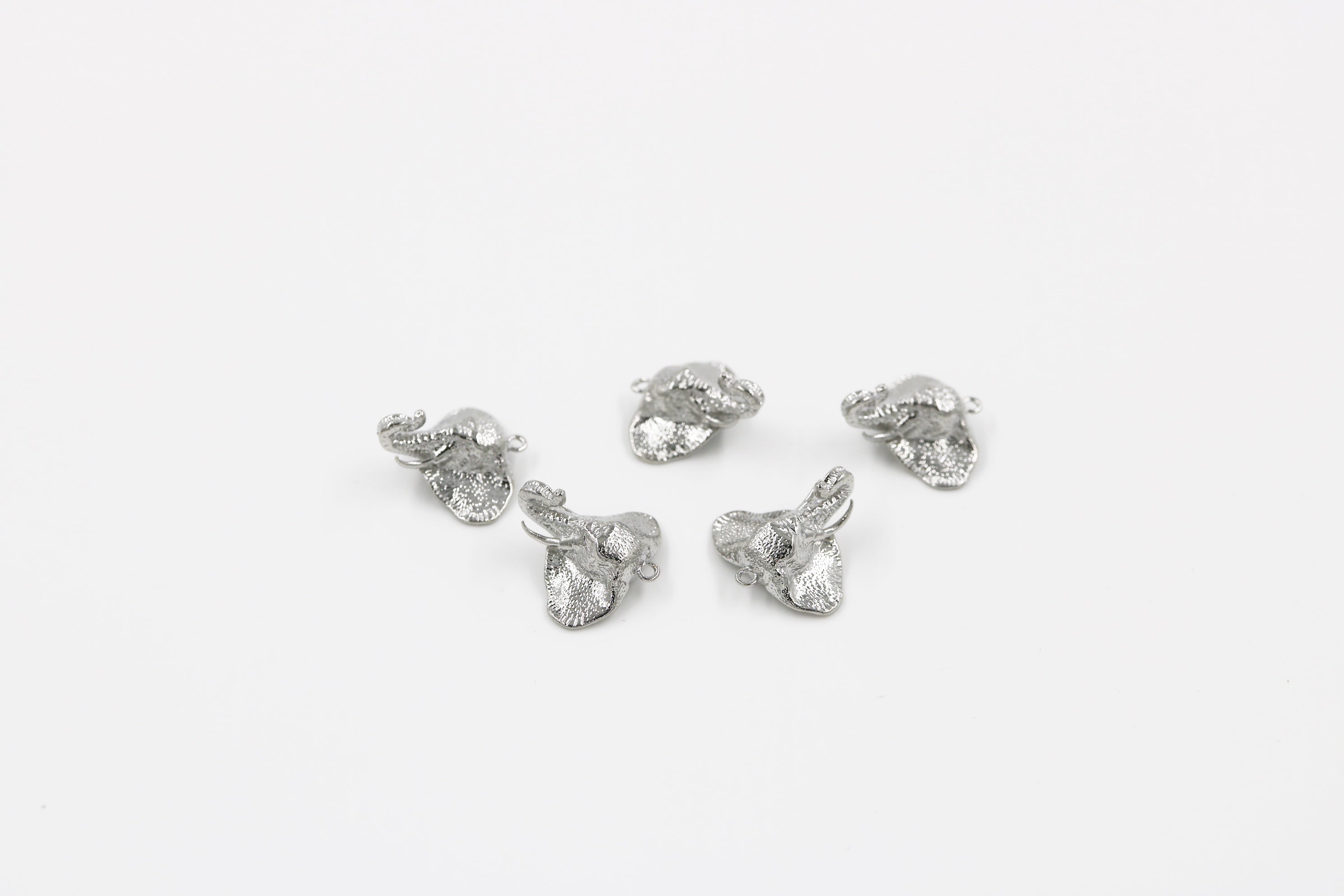 1 x Platinum Plated Elephant Pendant, 20mm