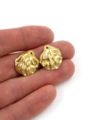 6 x Raw Brass 3D Flower Petal Charms, 20x17.5mm (C0706)