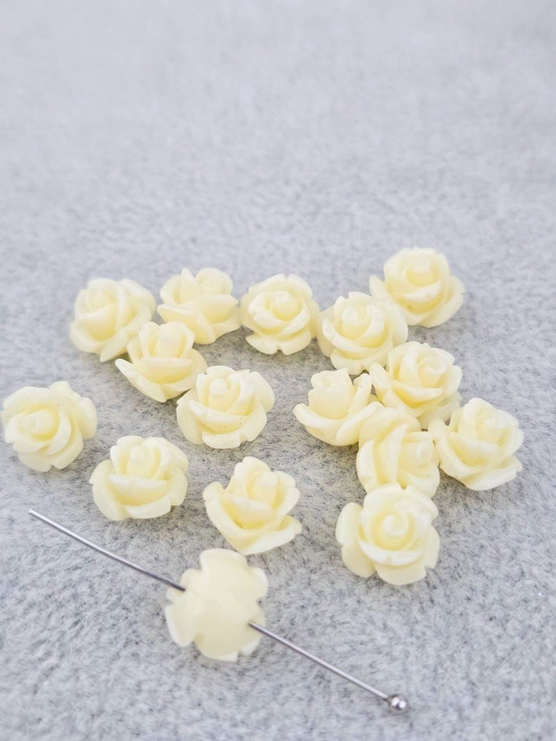 10 x Cream Coral Rose Bud Beads, 10mm (3579)