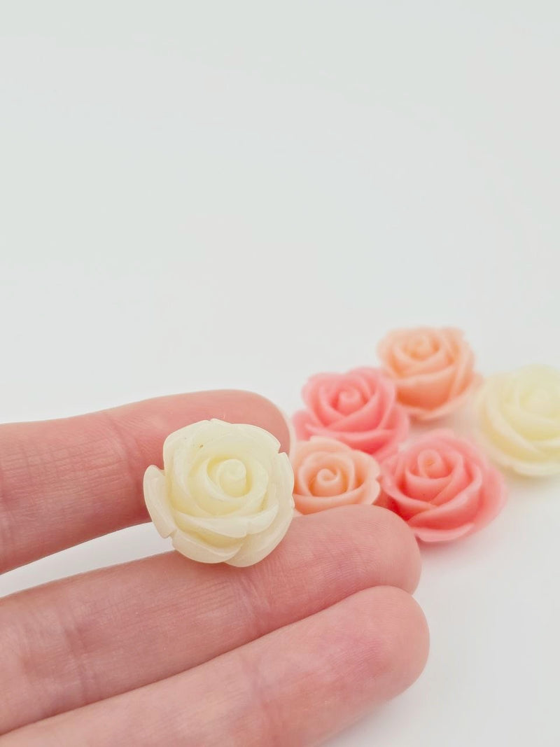 6 x Mix of Pastel Coral Rose Bud Beads, 20mm (3582)
