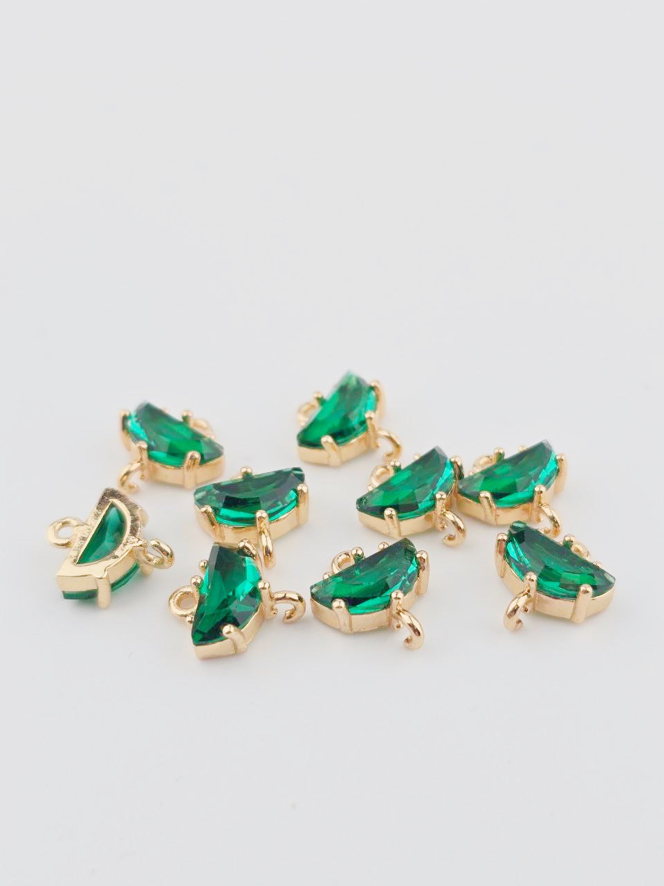 4 x 18K Gold Plated Emerald Green Semi-circle Jewellery Links, 11x10mm