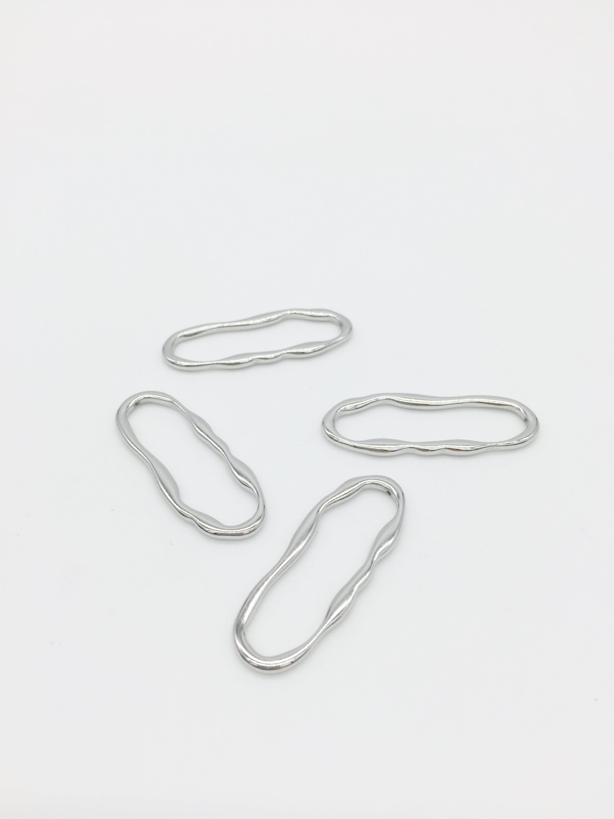 1 x Stainless Steel Irregular Oval Connector, 35x13mm (0131)