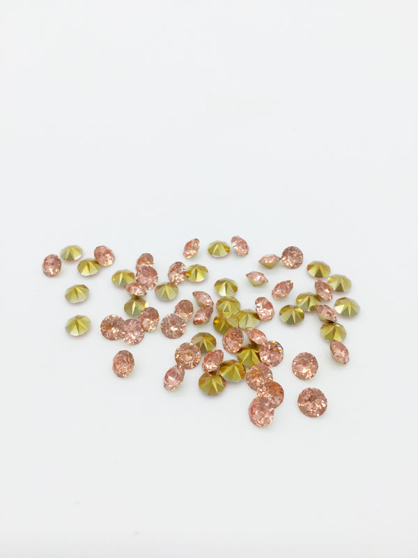 72 x 5mm Light Pink Round Diamond Cut Rhinestones, Foiled Back (4098)