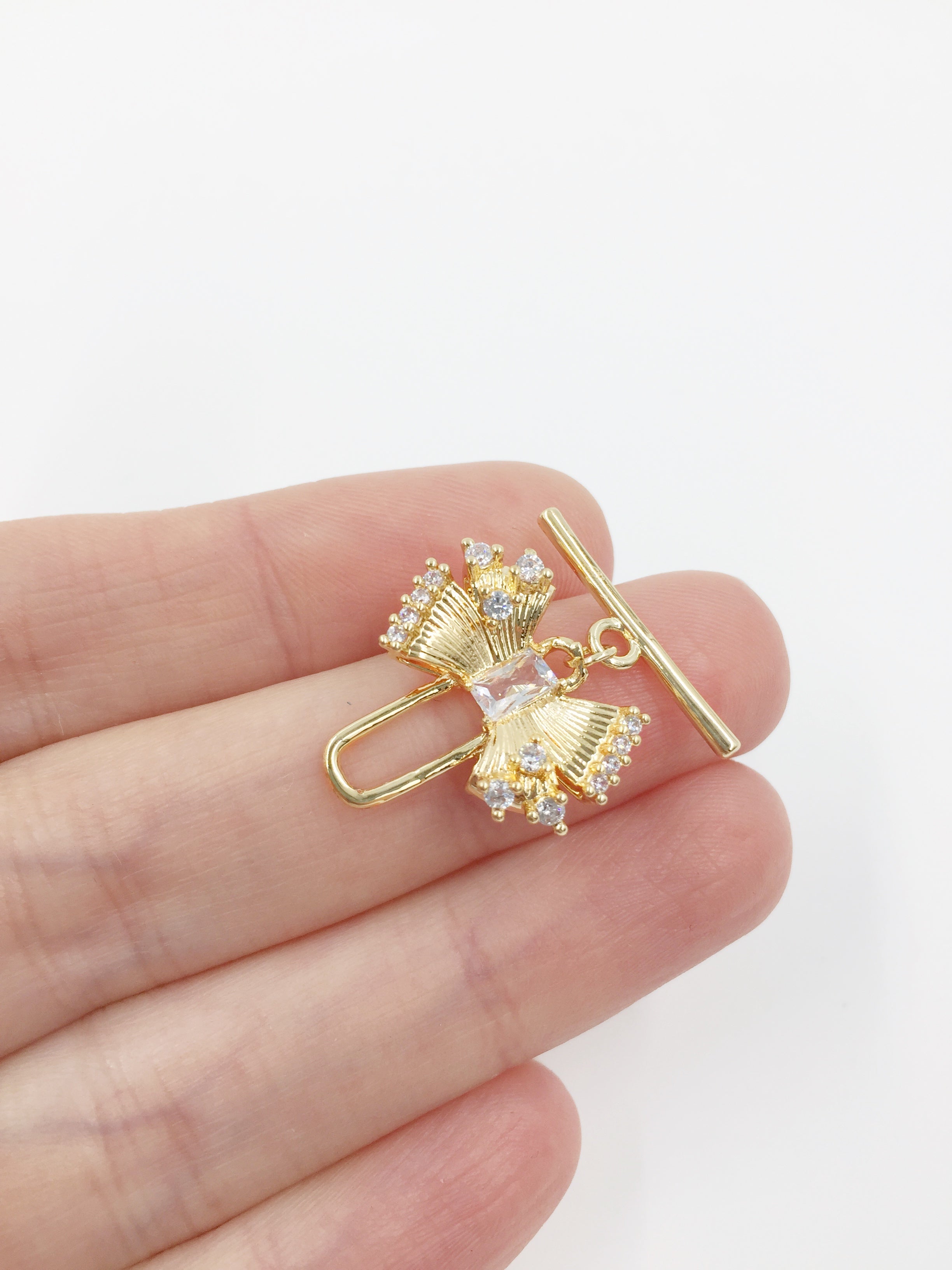 1 set x 18K Gold Plated Bowknot Toggle Clasp with Cubic Zirconia