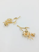 1 x 18K Gold Plated Trailing Flower Pendant, 37x18mm (0485)