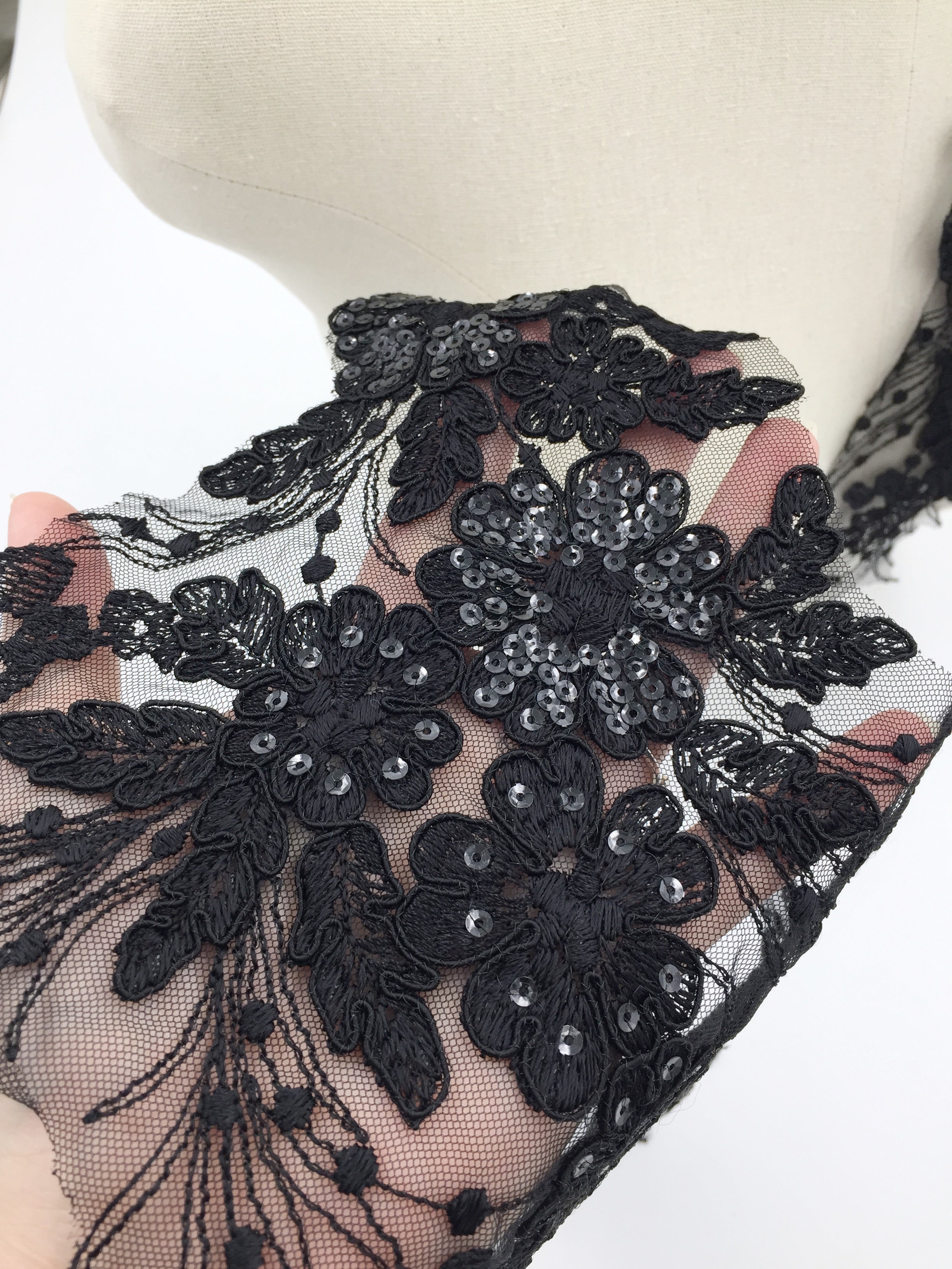 Black Floral Lace Appliques, Mirrored Pair