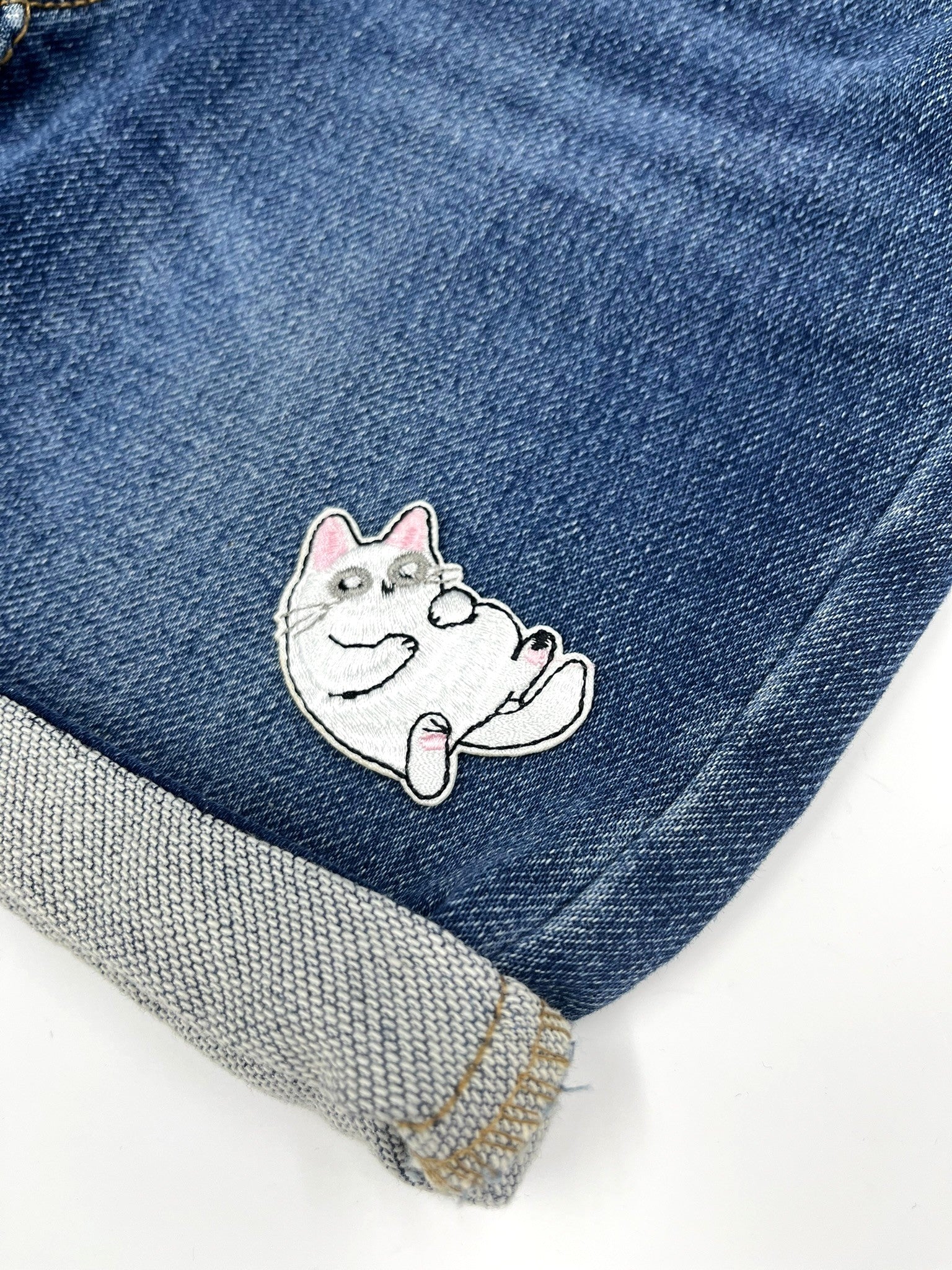 Lazy Cat Embroidered Iron-on Patch