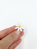 Small White Daisy Flower Embroidery Patch