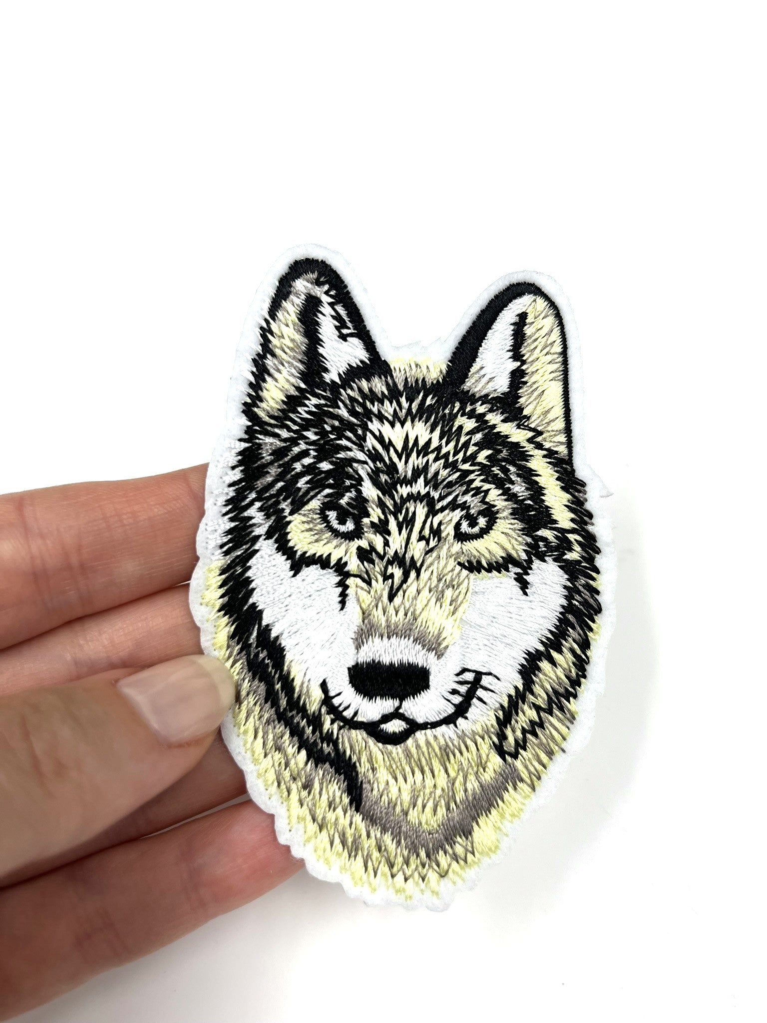 Wolf Embroidered Iron-on Patch
