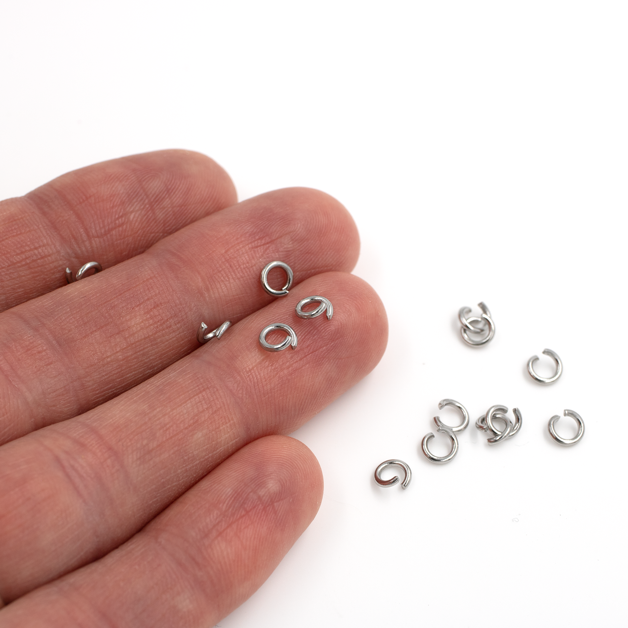 100 x Stainless Steel Jump Rings, 5x1mm