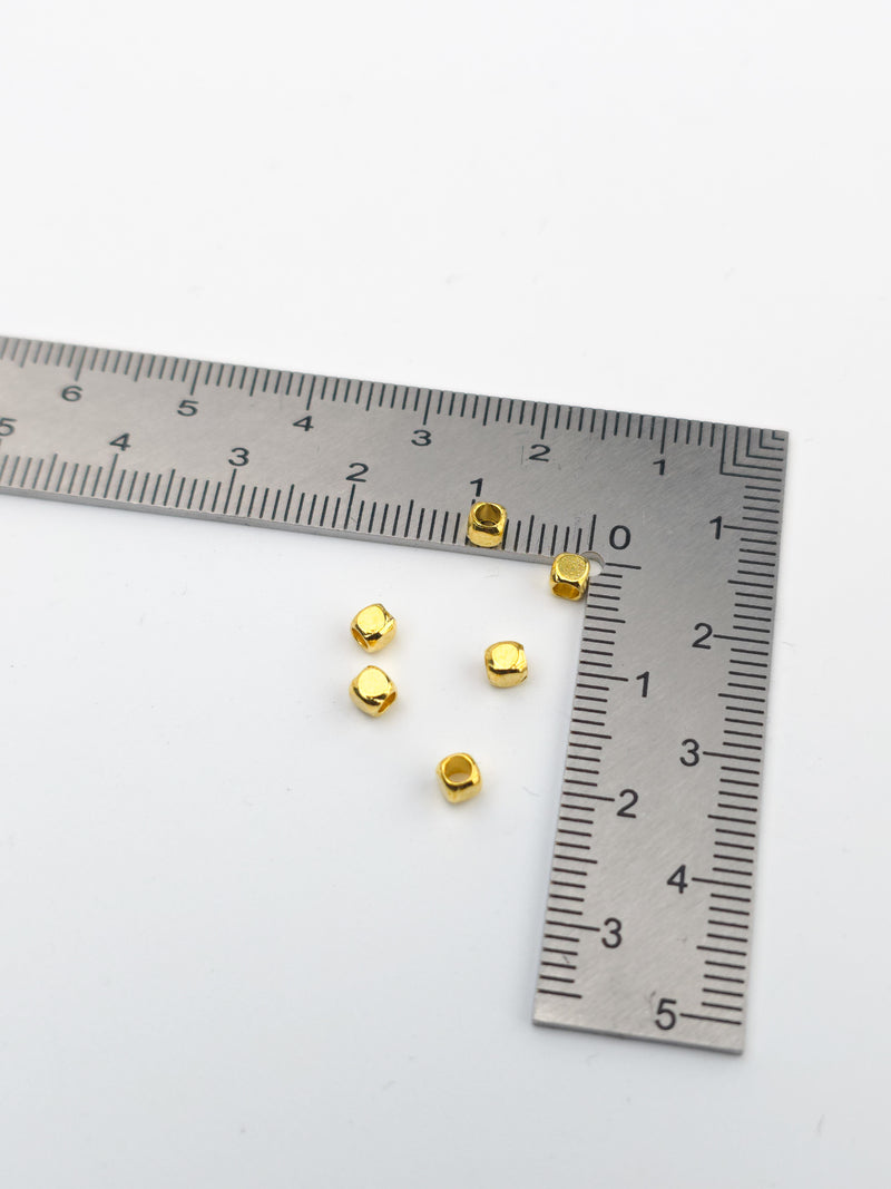 50 x Raw Brass Smooth Cube Spacer Beads, 3x3mm (3986)