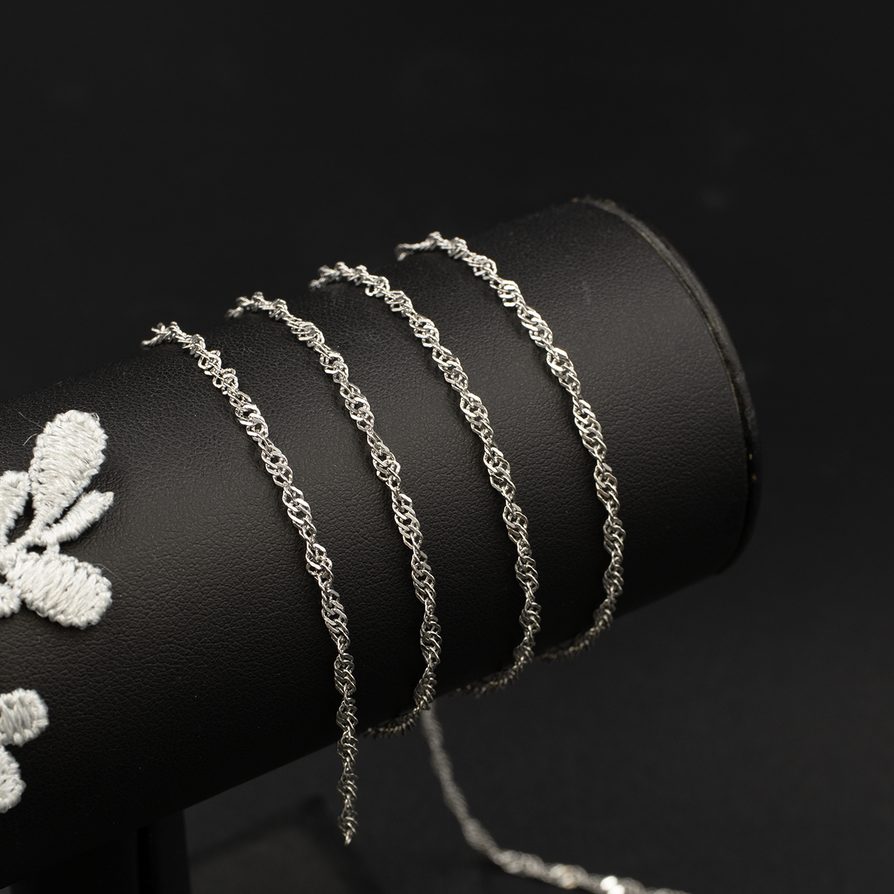 Stainless Steel 2.5 mm Singapore Chain