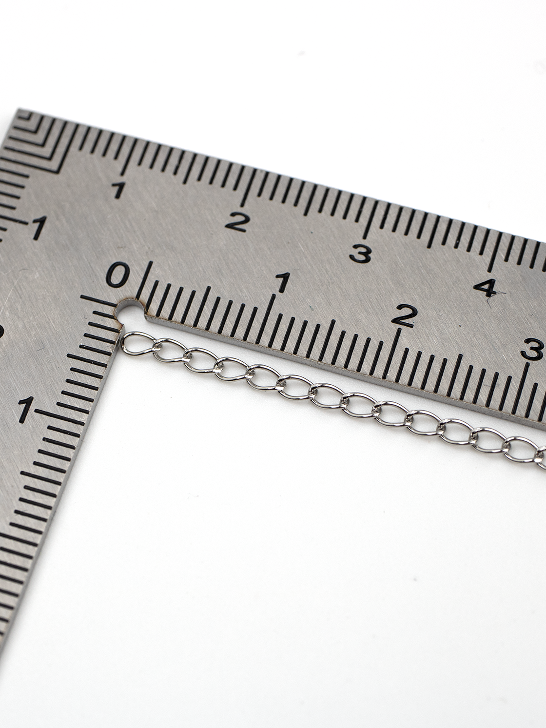 5m x Stainless Steel Curb Chain, 3x2mm (CH6)