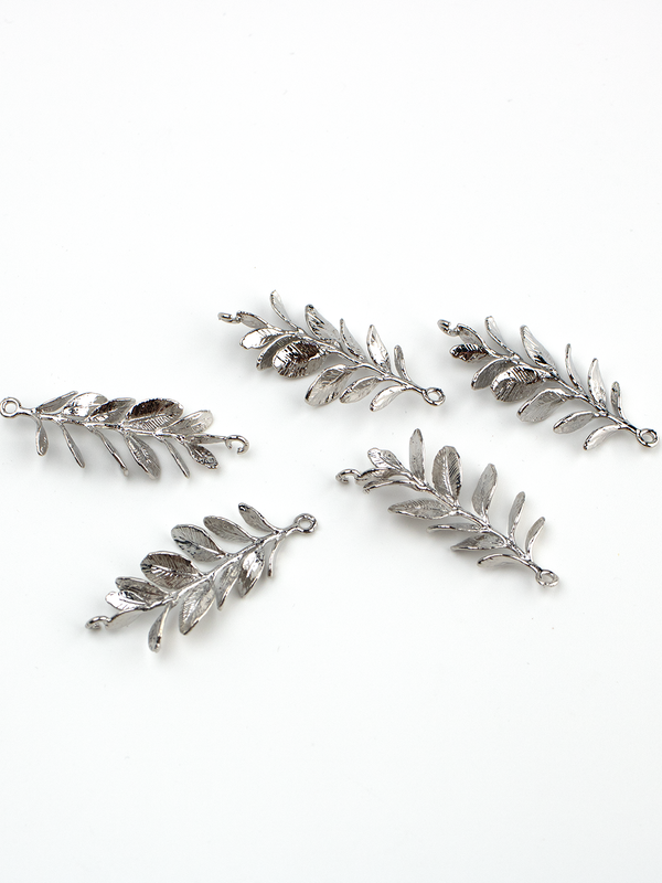 1 x Platinum Plated Silver Leaf Branch Connector 42x16mm (3713)