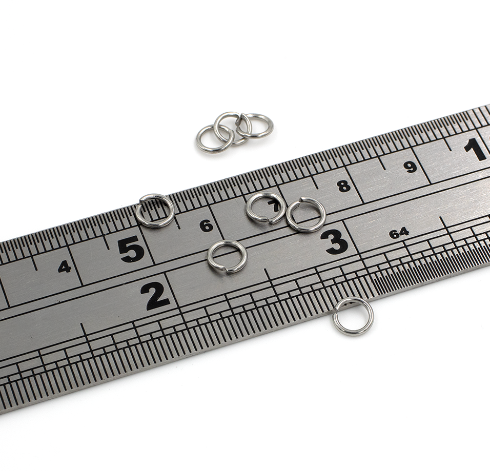 100 x Stainless Steel Jump Rings, 5.5x0.8mm