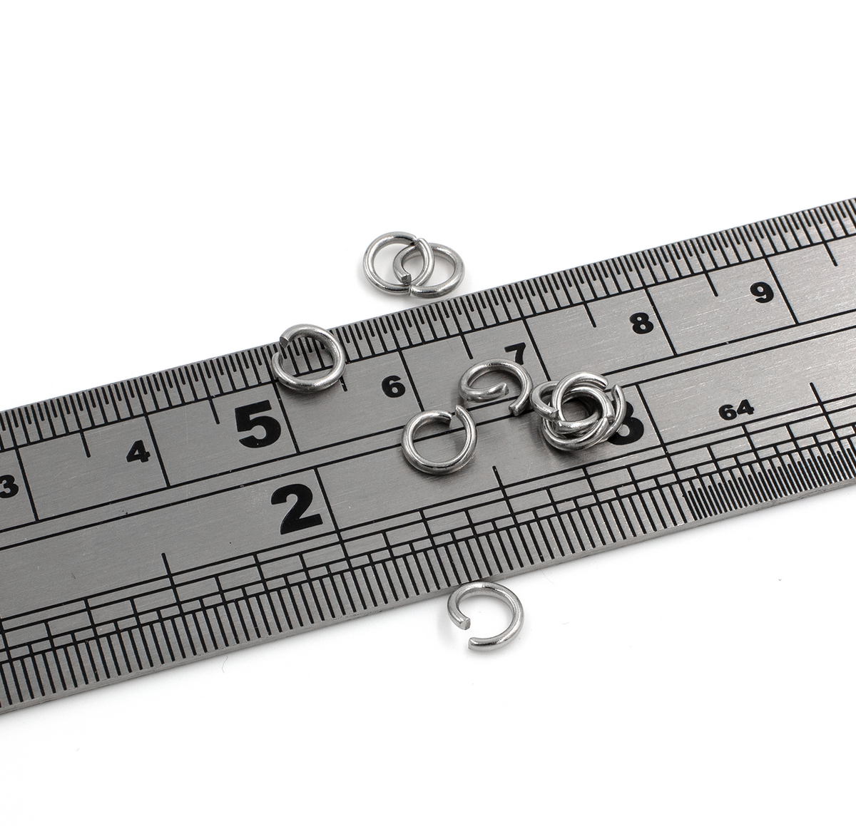 100 x Stainless Steel Jump Rings, 5.5x1mm