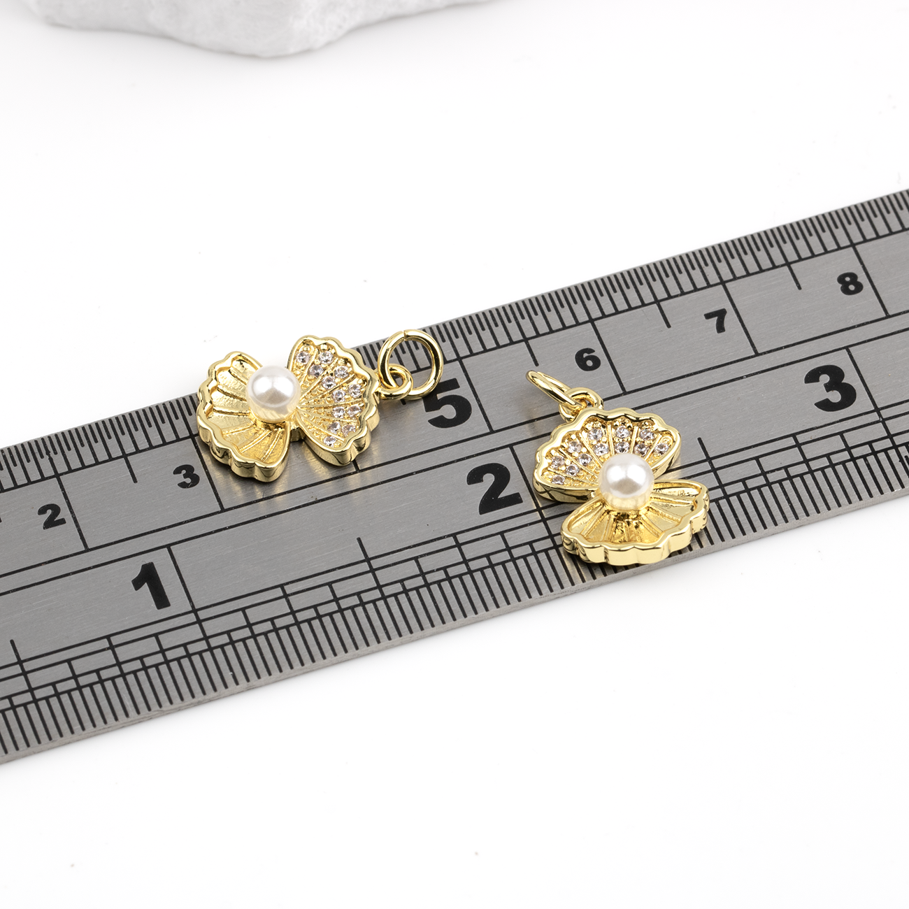 18K Gold Plated Scallop Shell Charm with CZ and Pearl, 16x11mm