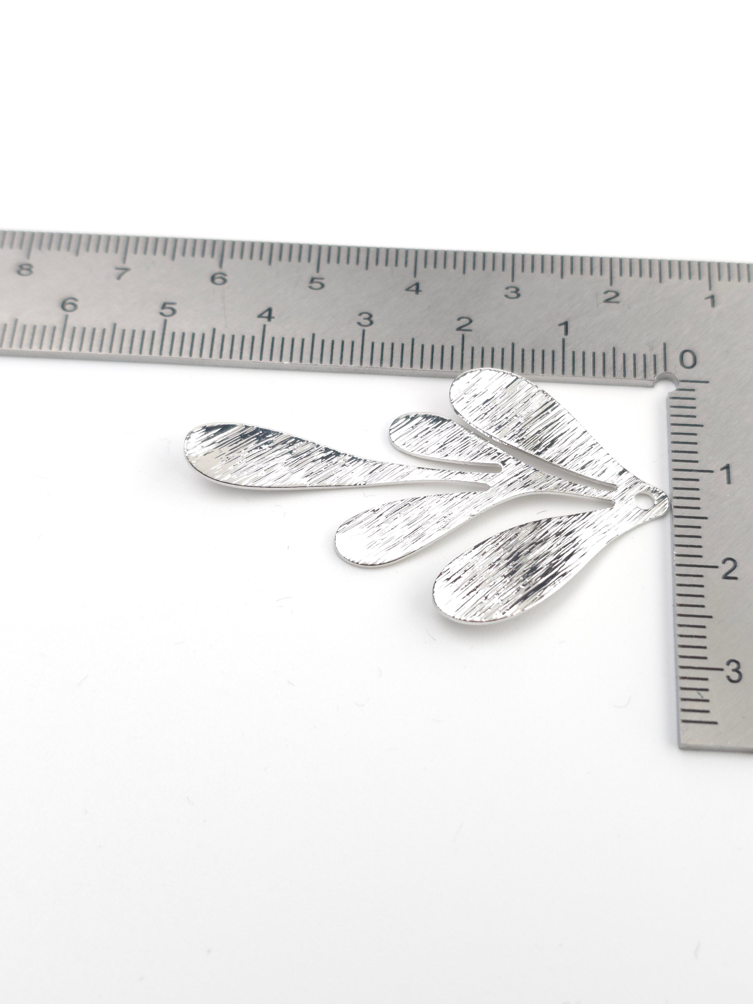 2 x Real Platinum Plated Medium Size Leaf Pendants (0223)