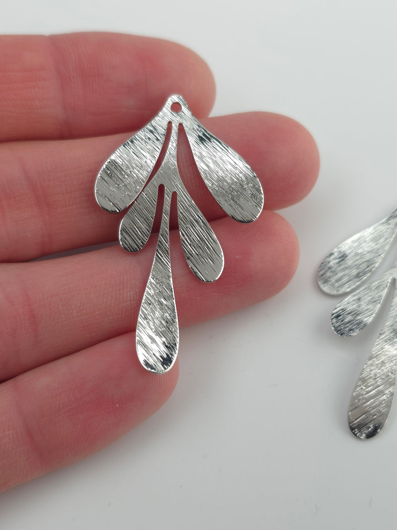 2 x Real Platinum Plated Medium Size Leaf Pendants Silver Tone Branch Charms (3989)