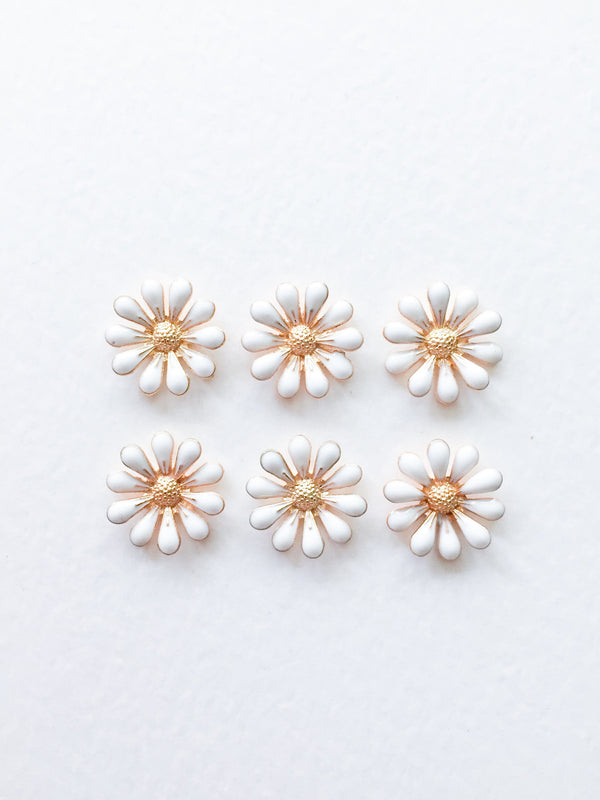 6 x Enamel Daisy Flower Cabochons, 18mm