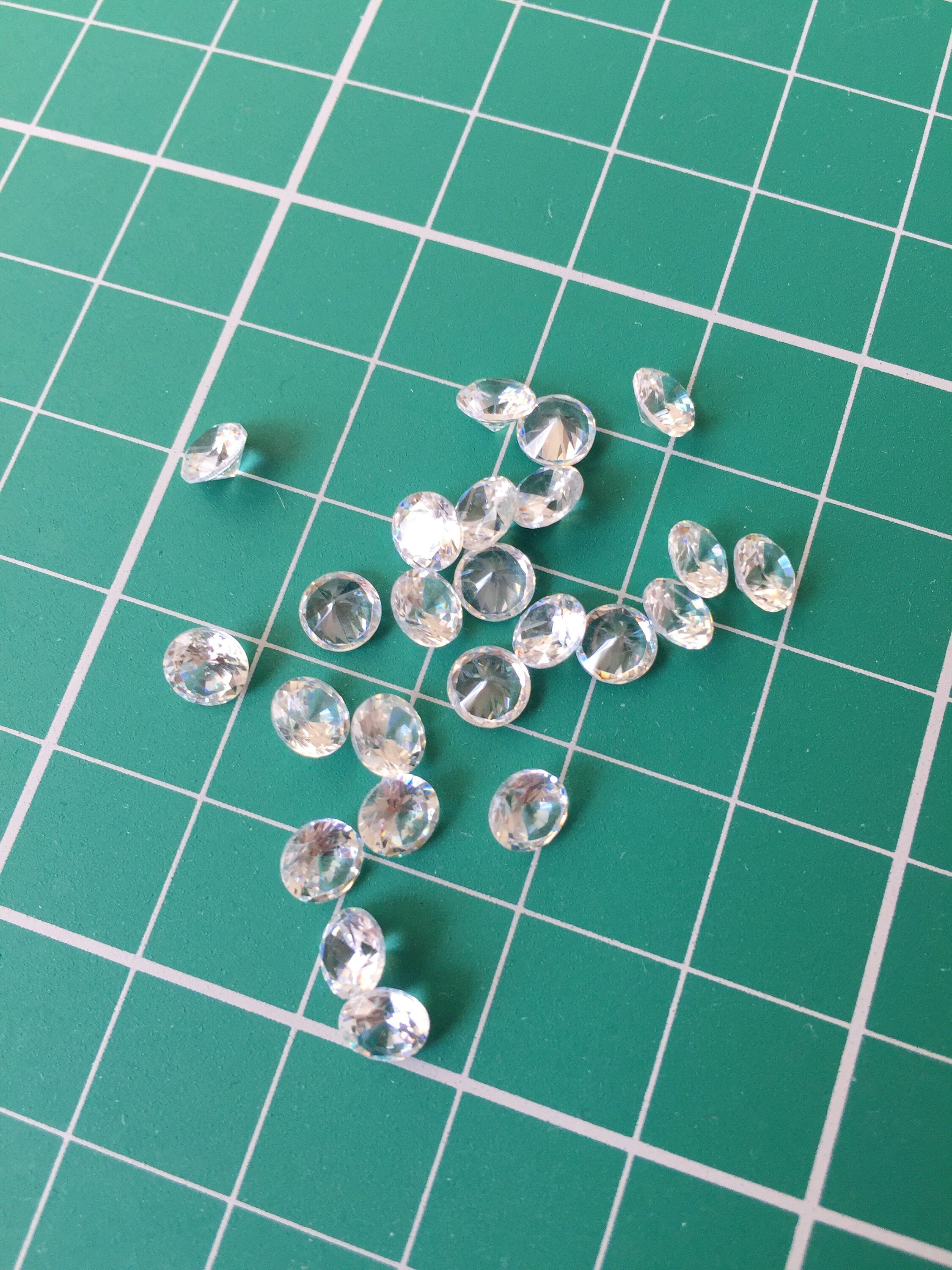 10 x 5mm Cubic Zirconia Diamond Cut Loose Stones