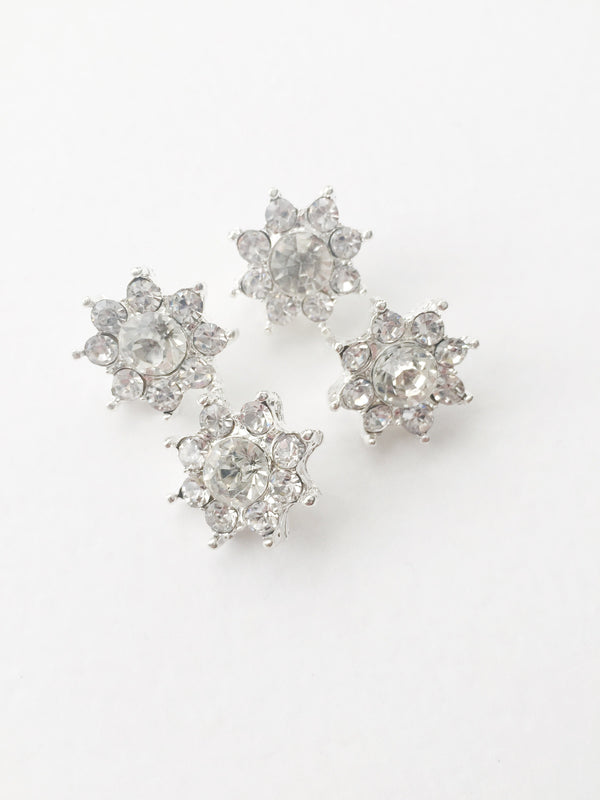 4 x Silver Tone Crystal Buttons, 18mm (2304)