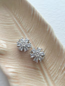 1 x White Gold Plated Cubic Zirconia Flower Connector, 12mm (2720)