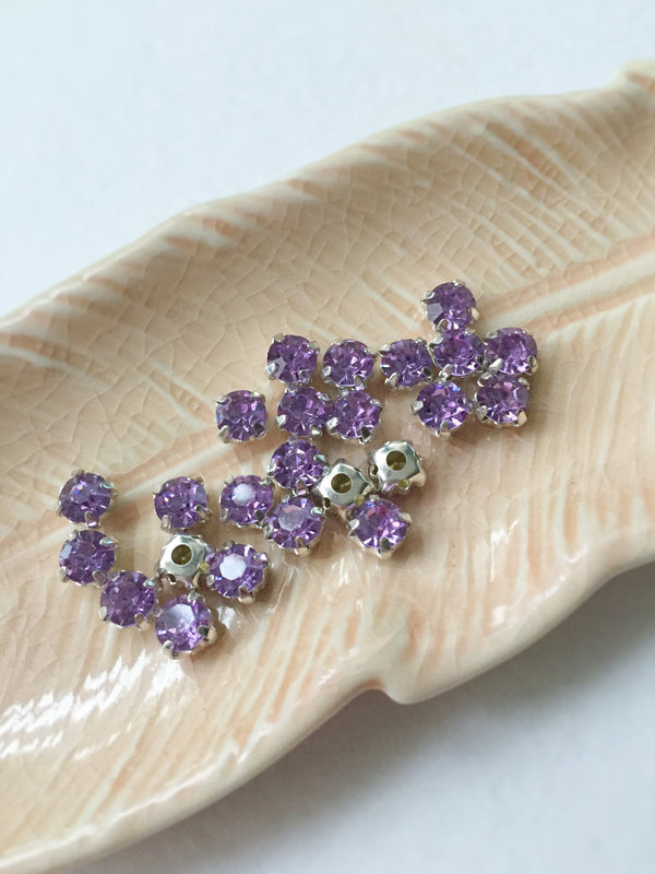 48 x Light Purple Rhinestones in Silver Sew-on Setting, 4mm or 5mm