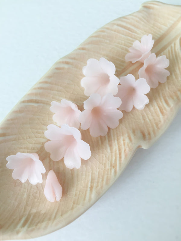10 x Handmade Light Pink Clay Flower Beads for Tiara Making